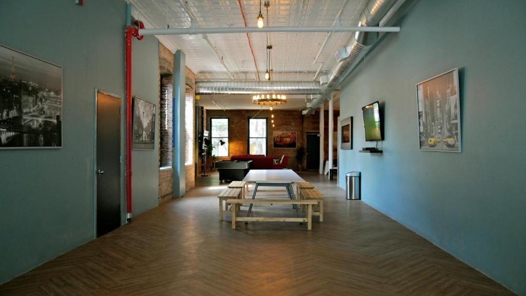 International Students Residencia Hostal *