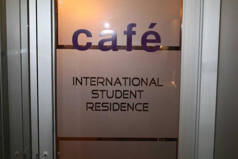 International Students Residencia Hostal *